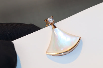 [⭐JeweliWhal]DREAM NECKLACE WHITE MOP PINK GOLD 1 DIAMOND