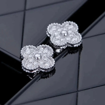 [⭐JeweliWhal] أقراط مسمارية ألماسية بتصميم CLOVER 1 MOTIFS من الفضة