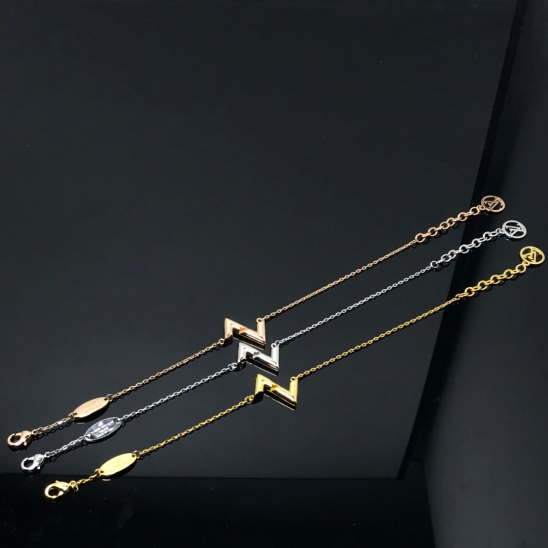 [⭐JeweliWhal]سوار شعار فولت إل في
