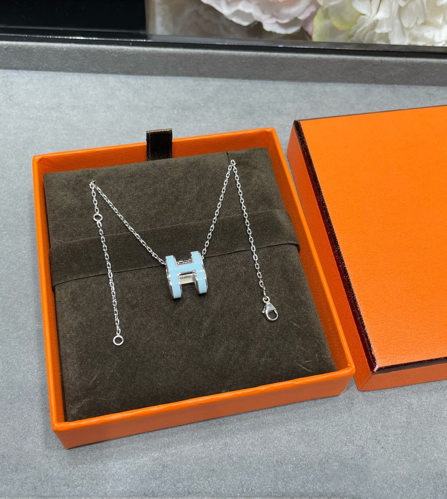 [⭐JeweliWhal] POP H SKY BLUE قلادة