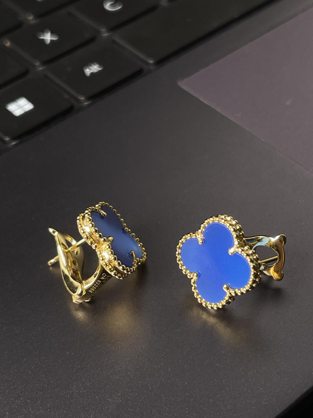 [⭐JeweliWhal] أقراط أذن كبيرة (20 مم) بتصميم ورقة برسيم واحدة من عرق اللؤلؤ الأزرق