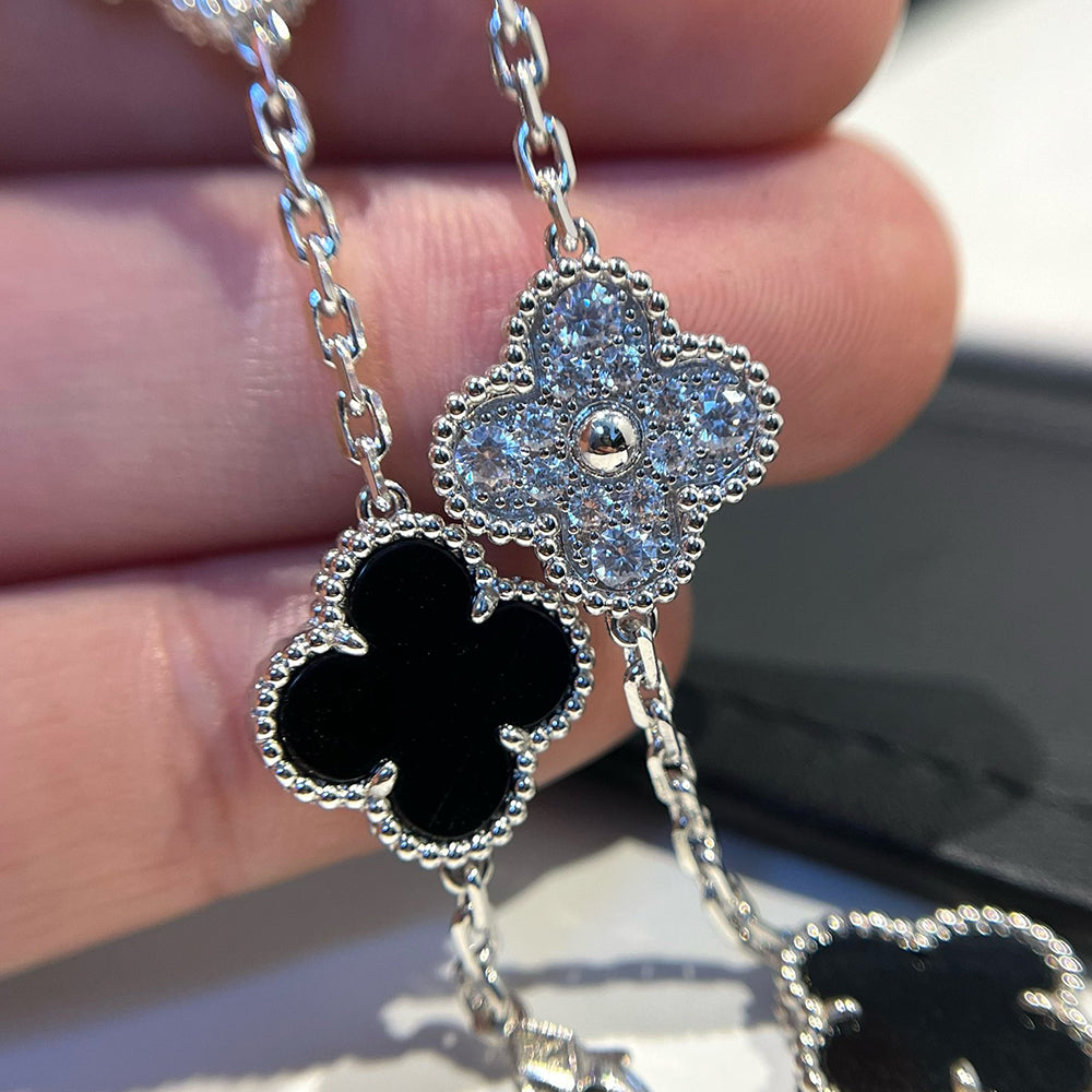 [⭐JeweliWhal] CLOVER 5 MOTIF ONYXS BRACELET COLLECTION