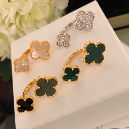 [⭐JeweliWhal]CLOVER BETWEEN THE FINGER RING